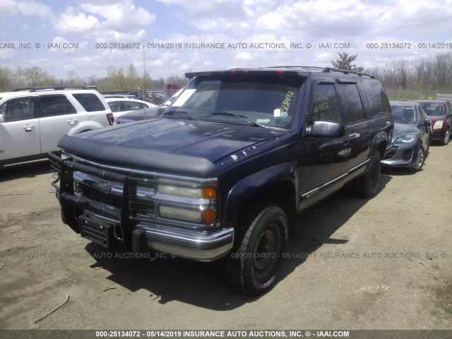 1GNGK26F7SJ322607 - 1995 CHEVROLET SUBURBAN K2500 BLUE photo 2