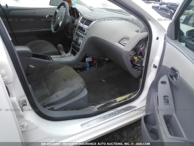 1G1ZG57B784292363 - 2008 CHEVROLET MALIBU LS 白色 照片 5