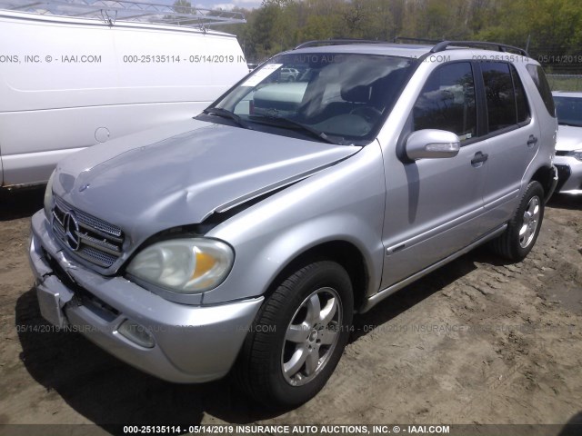 4JGAB57EX3A405449 - 2003 MERCEDES-BENZ ML 350 SILVER photo 2