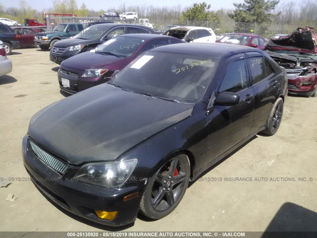 JTHBD182010011928 - 2001 LEXUS IS 300 BLACK photo 2