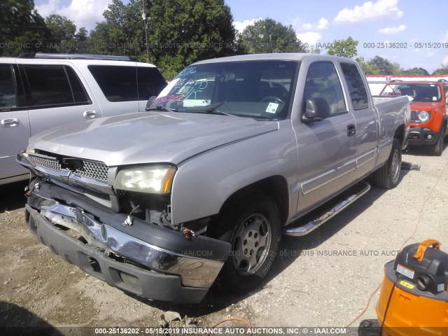 2GCEC19V641206080 - 2004 CHEVROLET SILVERADO C1500 SILVER photo 2