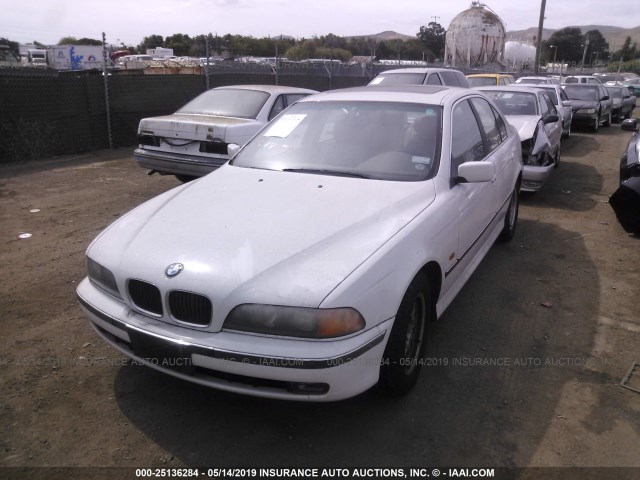 WBADD632XVBW19977 - 1997 BMW 528 I AUTOMATIC WHITE photo 2