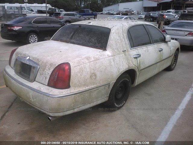 1LNHM81W6YY836543 - 2000 LINCOLN TOWN CAR EXECUTIVE WHITE photo 4