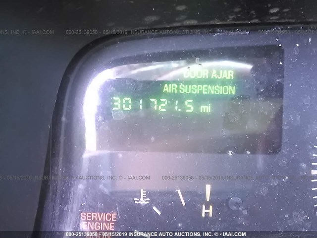 1LNHM81W6YY836543 - 2000 LINCOLN TOWN CAR EXECUTIVE WHITE photo 7