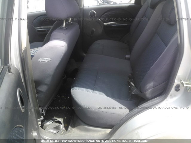 KL1TD66668B109408 - 2008 CHEVROLET AVEO LS SILVER photo 8