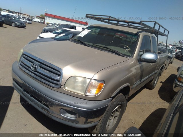 5TBRN34162S238618 - 2002 TOYOTA TUNDRA ACCESS CAB SR5 GOLD photo 2