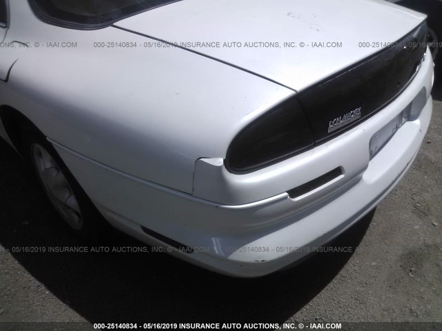 1G3GR62CXX4103220 - 1999 OLDSMOBILE AURORA WHITE photo 6