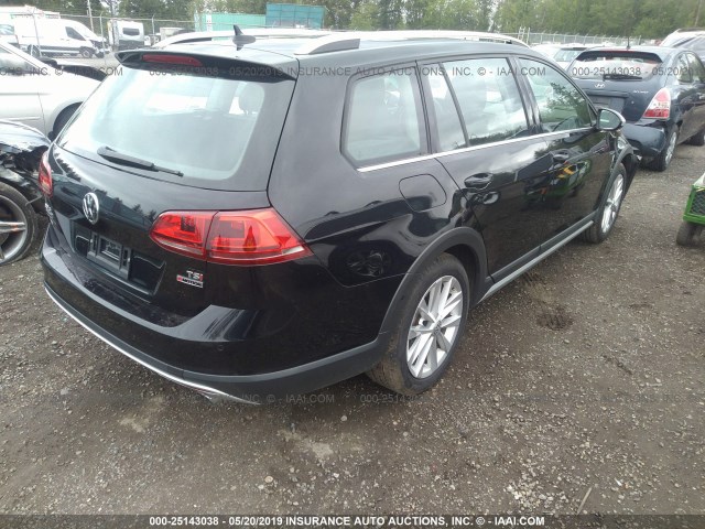 3VWH17AU9HM544013 - 2017 VOLKSWAGEN Golf Alltrack S/SE/SEL BLACK photo 4