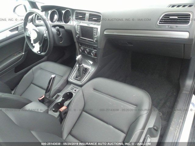 3VWH17AU9HM544013 - 2017 VOLKSWAGEN Golf Alltrack S/SE/SEL BLACK photo 5
