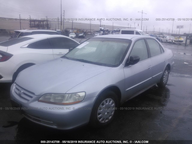 1HGCF86602A155457 - 2002 HONDA ACCORD VALUE SILVER photo 2