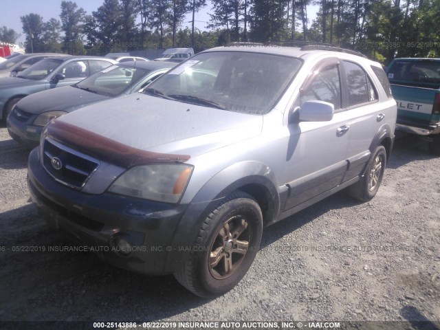 KNDJD733965644499 - 2006 KIA SORENTO EX/LX SILVER photo 2