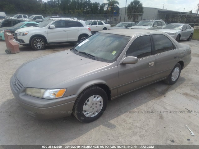 4T1BG22K1WU280846 - 1998 TOYOTA CAMRY CE/LE/XLE 灰色 照片 2