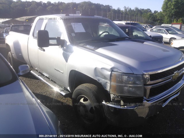 1GC5KZC80CZ209051 - 2012 CHEVROLET SILVERADO K3500 SILVER photo 1