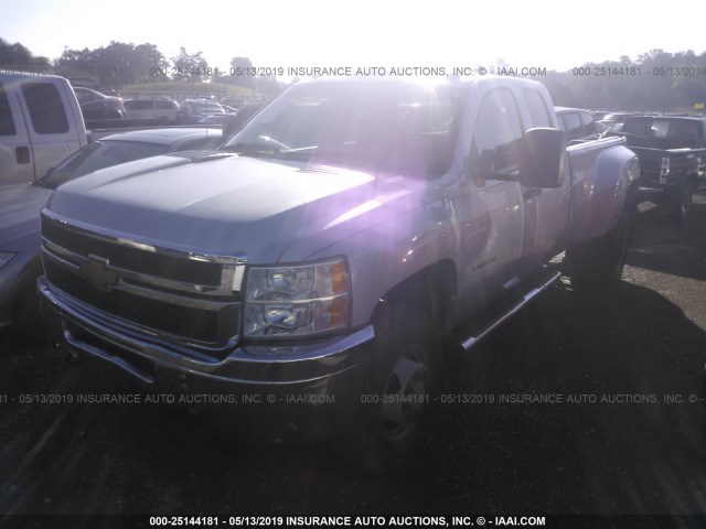 1GC5KZC80CZ209051 - 2012 CHEVROLET SILVERADO K3500 SILVER photo 2