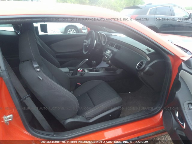 2G1FE1EV7A9222248 - 2010 CHEVROLET CAMARO LS ORANGE photo 5