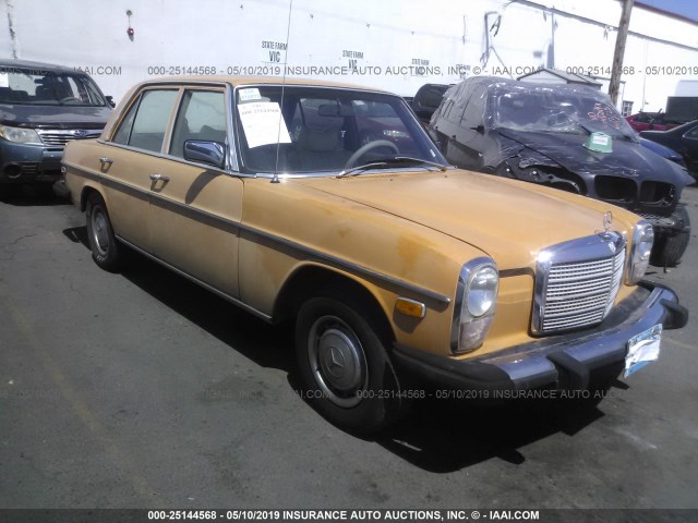 1151171010669 - 1976 MERCEDES BENZ 240  ORANGE photo 1