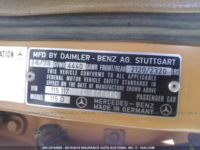 1151171010669 - 1976 MERCEDES BENZ 240  ORANGE photo 9