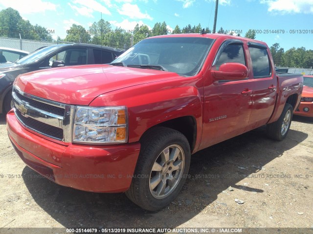 3GCRKSE32AG159504 - 2010 CHEVROLET SILVERADO K1500 LT RED photo 2