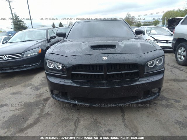 2B3KA73W06H328457 - 2006 DODGE CHARGER SRT-8 BLACK photo 6