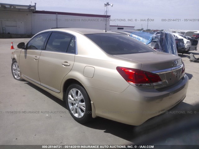 4T1BK3DB2BU420110 - 2011 TOYOTA AVALON LIMITED GOLD photo 3