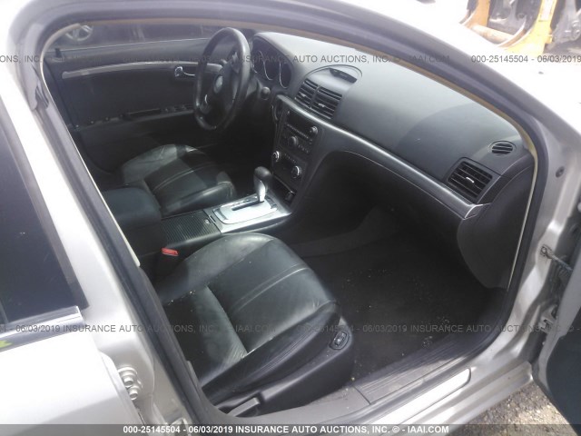 1G8ZV577X7F279922 - 2007 SATURN AURA XR SILVER photo 5