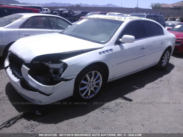 1G4HE57Y77U148285 - 2007 BUICK LUCERNE CXS WHITE photo 2