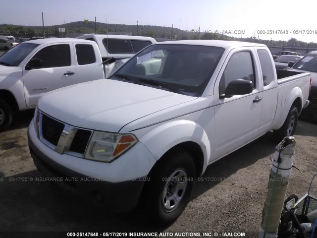 1N6BD06T66C457317 - 2006 NISSAN FRONTIER KING CAB XE WHITE photo 2