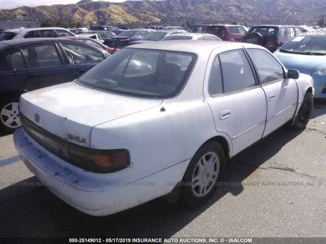 JT2VK13E3N0117911 - 1992 TOYOTA CAMRY XLE WHITE photo 4