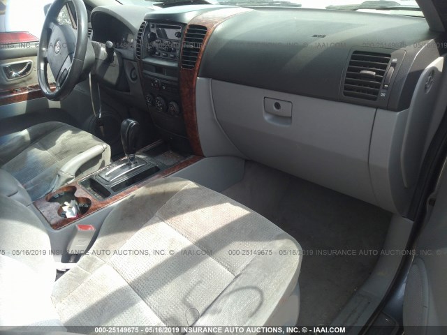 KNDJC733645212503 - 2004 KIA SORENTO EX/LX GRAY photo 5