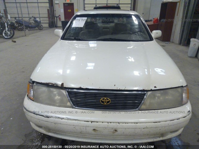 4T1BF18BXXU313025 - 1999 TOYOTA AVALON XL/XLS WHITE photo 6