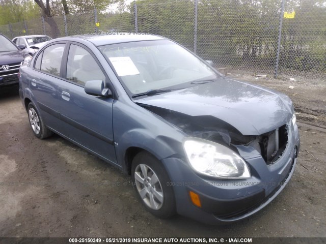 KNADE123976260370 - 2007 KIA RIO LX/SX GRAY photo 1