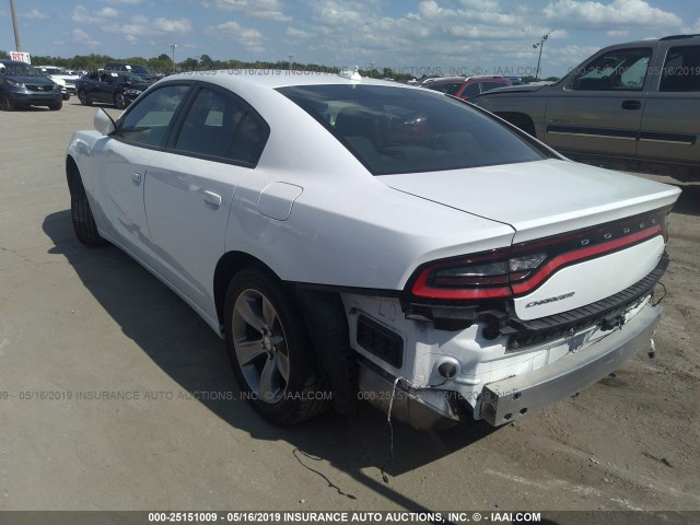 2C3CDXHG4GH138775 - 2016 DODGE CHARGER SXT WHITE photo 3