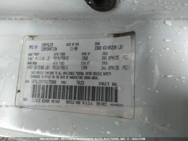 1B7GL22X7XS175906 - 1999 DODGE DAKOTA WHITE photo 9