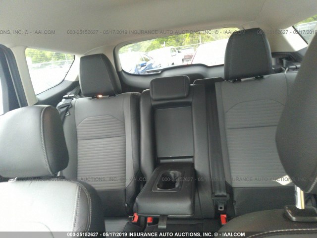 1FMCU9GD0KUB63995 - 2019 FORD ESCAPE SE SILVER photo 8