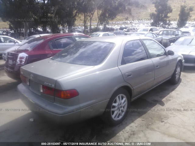 4T1BG22K31U117821 - 2001 TOYOTA CAMRY CE/LE/XLE GRAY photo 4