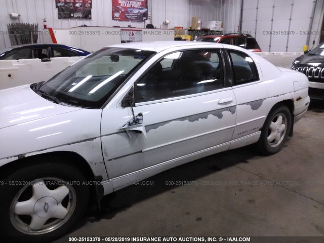 2G1WW12MXV9320351 - 1997 CHEVROLET MONTE CARLO LS Weiß Foto 6