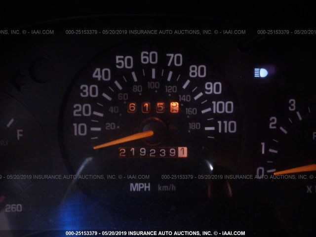 2G1WW12MXV9320351 - 1997 CHEVROLET MONTE CARLO LS Weiß Foto 7