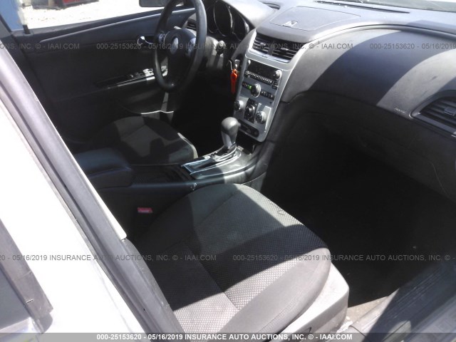 1G1ZC5EU6BF291488 - 2011 CHEVROLET MALIBU 1LT 银色 照片 5