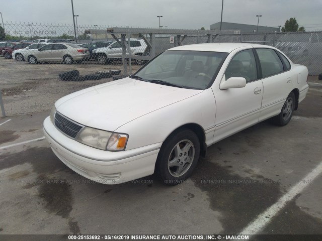 4T1BF18B9XU293916 - 1999 TOYOTA AVALON XL/XLS WHITE photo 2