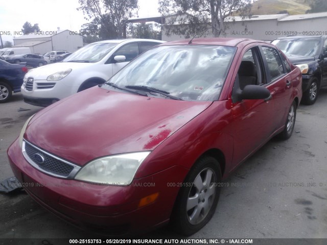 1FAFP34N85W262789 - 2005 FORD FOCUS ZX4 RED photo 2