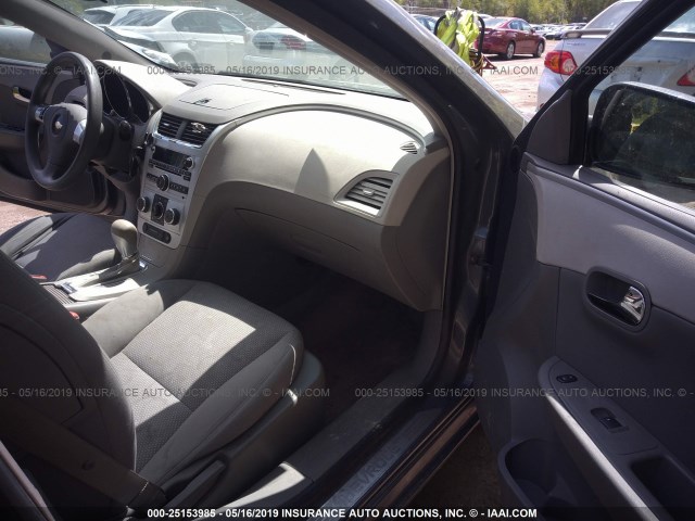 1G1ZG57BX94152390 - 2009 CHEVROLET MALIBU LS GRAY photo 5