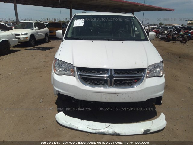 2C4RDGCG5FR544196 - 2015 DODGE GRAND CARAVAN SXT WHITE photo 6