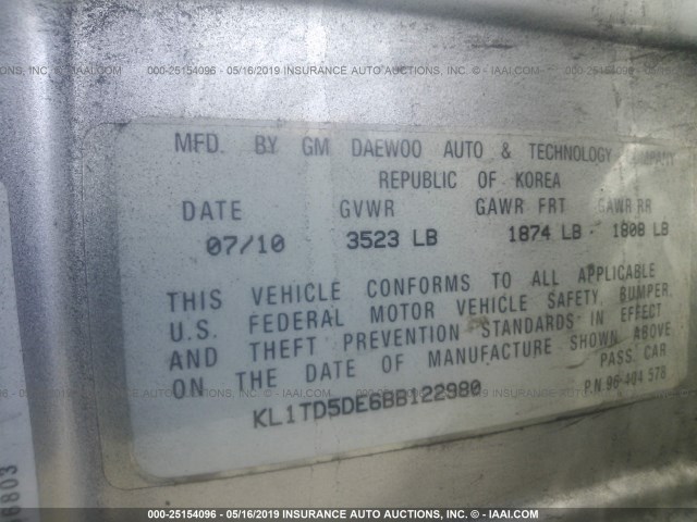 KL1TD5DE6BB122980 - 2011 CHEVROLET AVEO LS/LT SILVER photo 9