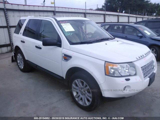 SALFS24N28H023291 - 2008 LAND ROVER LR2 SE TECHNOLOGY WHITE photo 1