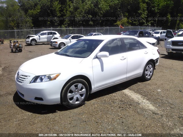 JTNBE46K773064891 - 2007 TOYOTA CAMRY NEW GENERAT CE/LE/XLE/SE WHITE photo 2
