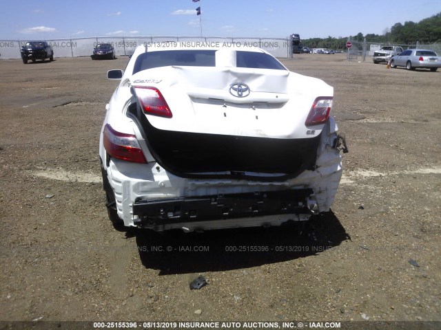 JTNBE46K773064891 - 2007 TOYOTA CAMRY NEW GENERAT CE/LE/XLE/SE WHITE photo 6