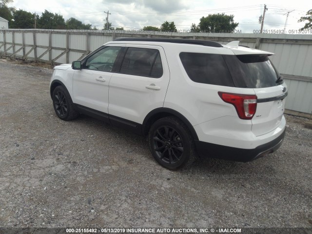 1FM5K7D82HGC76283 - 2017 FORD EXPLORER XLT WHITE photo 3