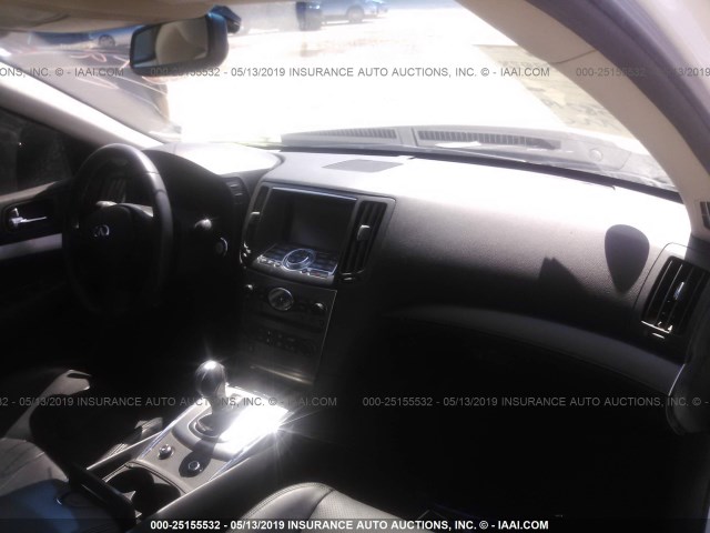 JN1CV6APXFM503231 - 2015 INFINITI Q40 WHITE photo 5