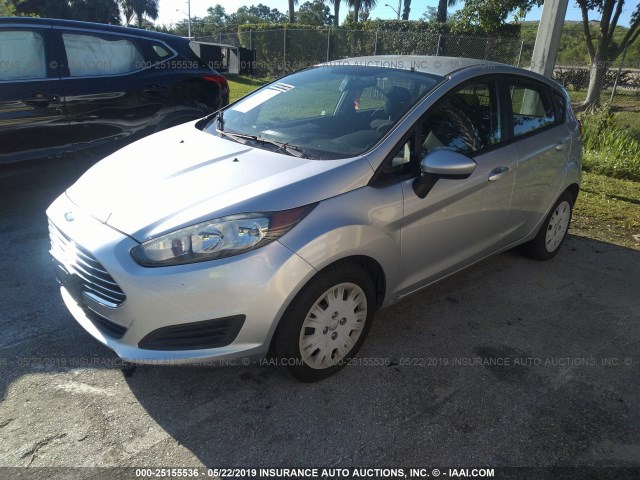 3FADP4TJ3EM101990 - 2014 FORD FIESTA S SILVER photo 2