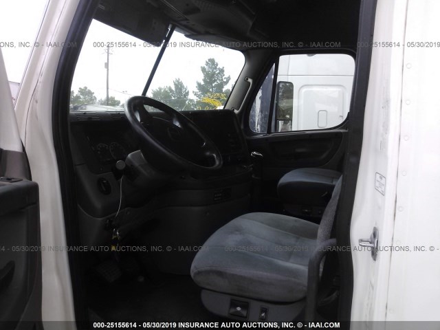 1FUJGLBG5CSBM1808 - 2012 FREIGHTLINER CASCADIA 125  Unknown photo 5